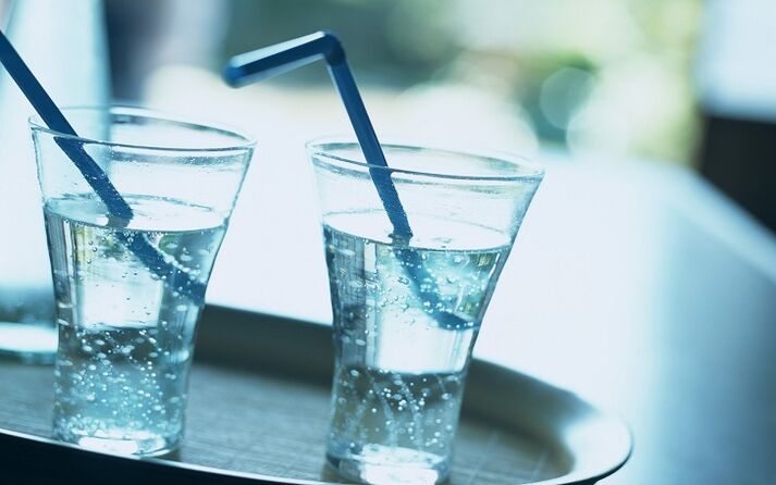 a glass of water for weight loss